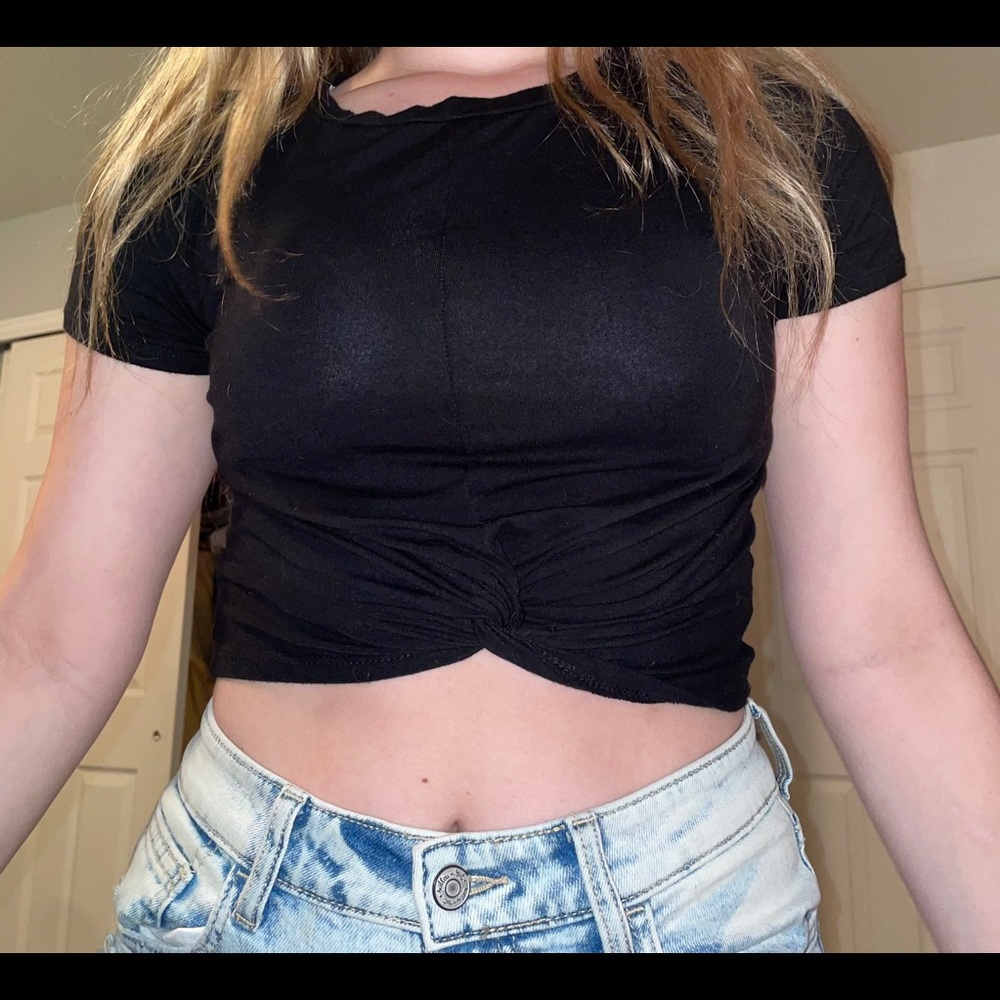 black crop top